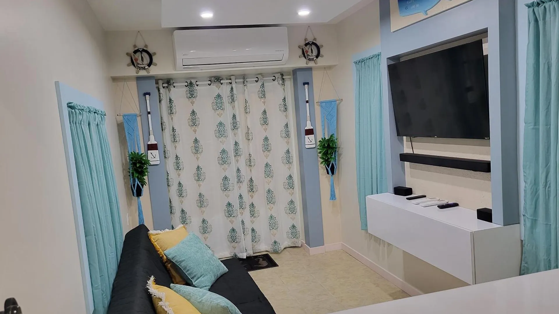 Yaeliz Front Beach 아구아다 0*,  푸에르토리코